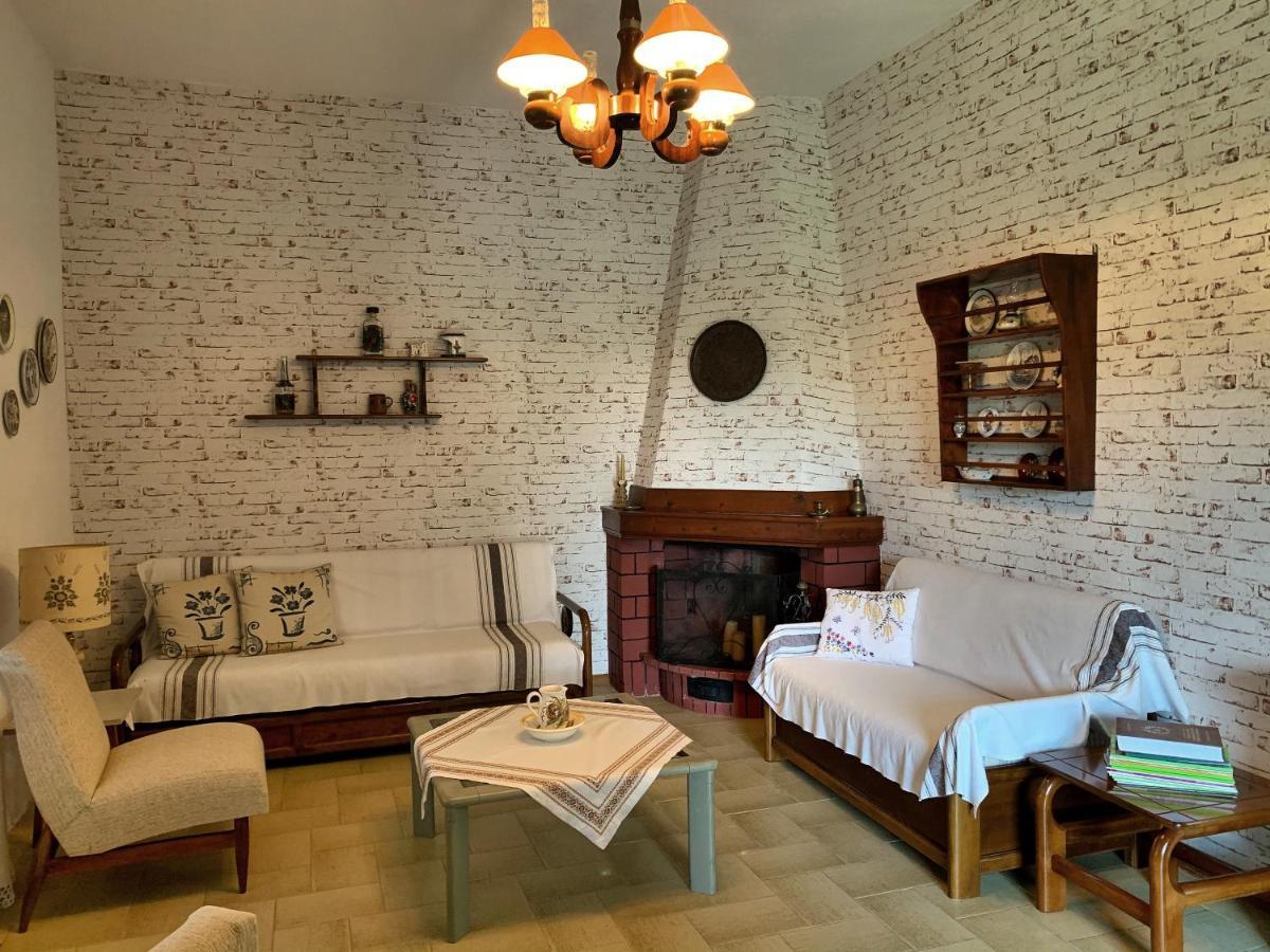 Ivonnis Garden Villa Mesimvria  ภายนอก รูปภาพ