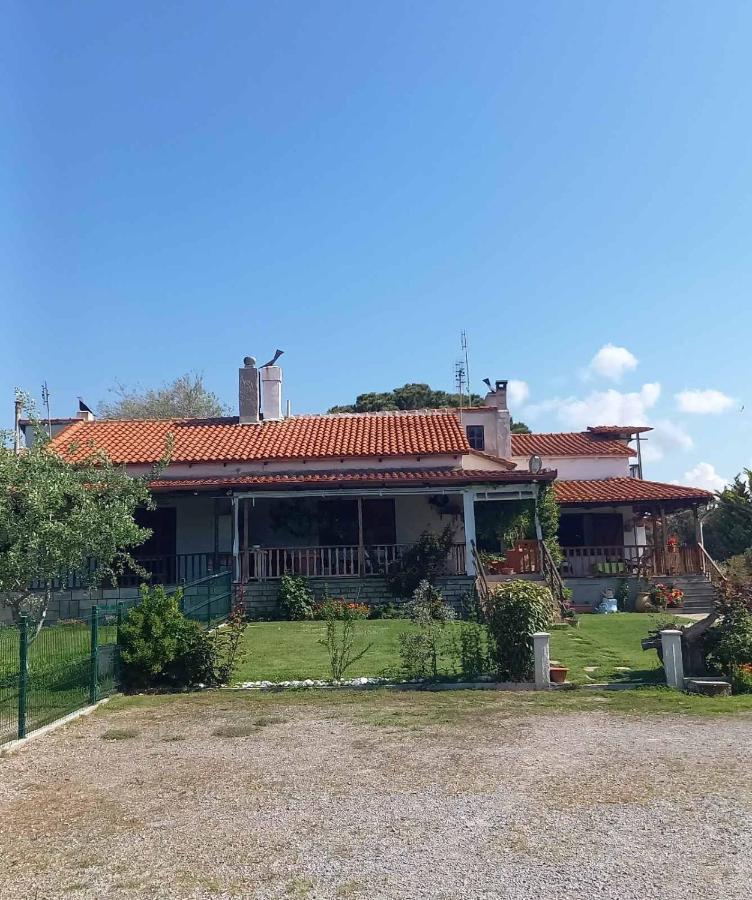 Ivonnis Garden Villa Mesimvria  ภายนอก รูปภาพ